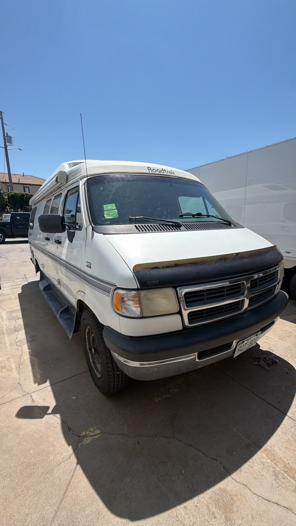 Dodge Ram 3500 Roadtrek 190 front three quarter view